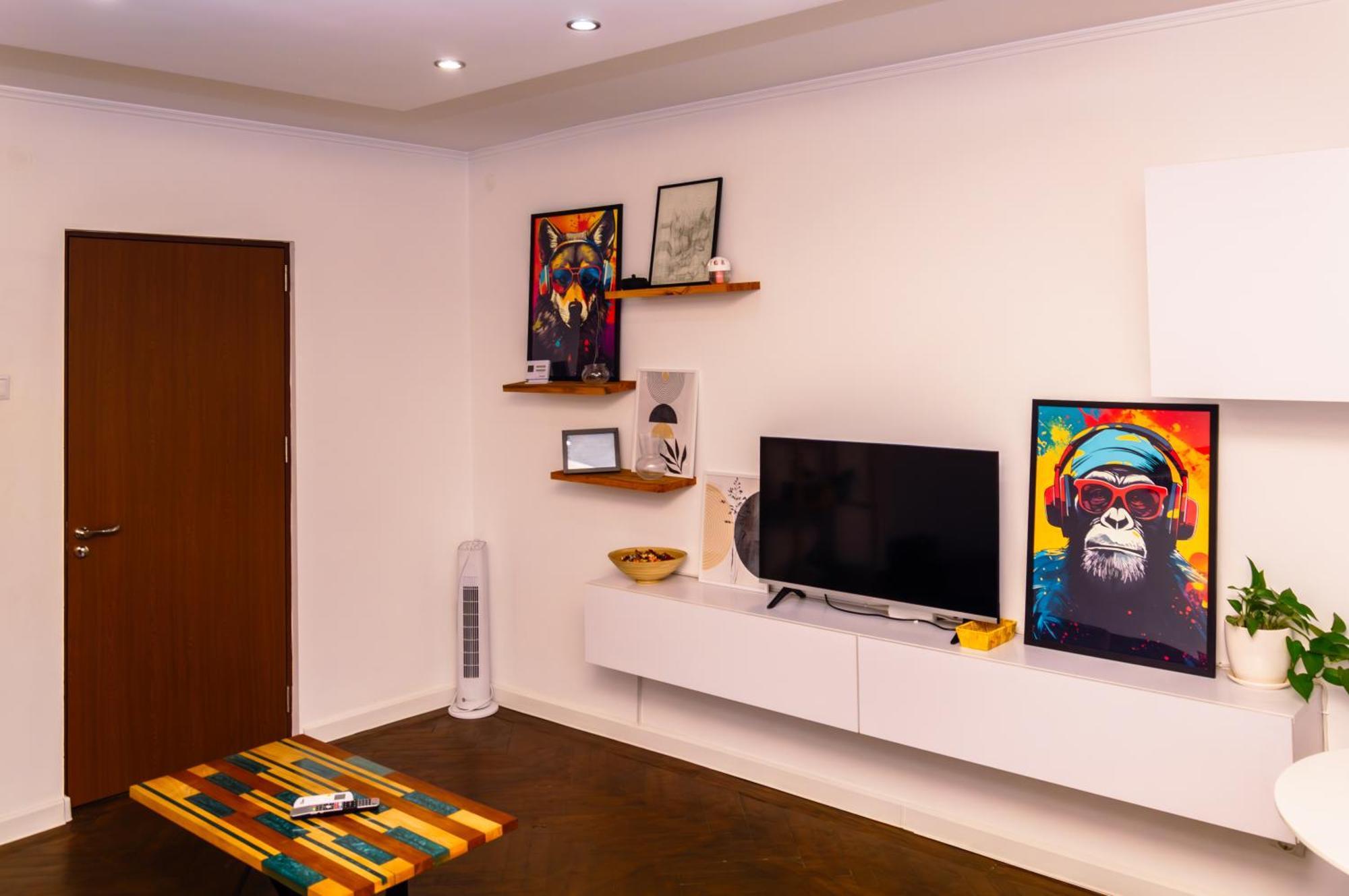 Zaza Apartament - Central Area, With Balcony Târgu Jiu エクステリア 写真